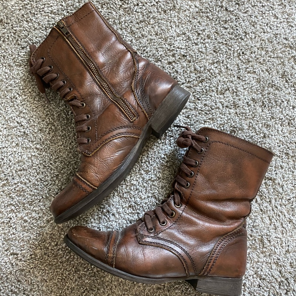 TROOPA Steve Madden Leather Lace up Boots 7.5M